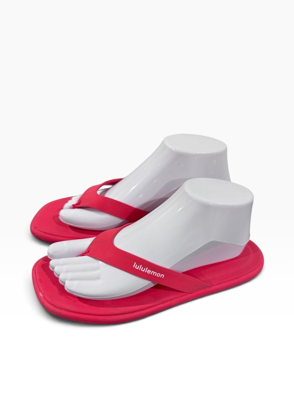 Women’s Lululemon Restfeel Flip-Flop Sandals